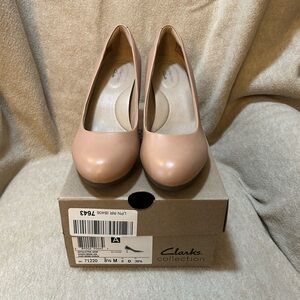 Clarks Women's Beige Leather Heels